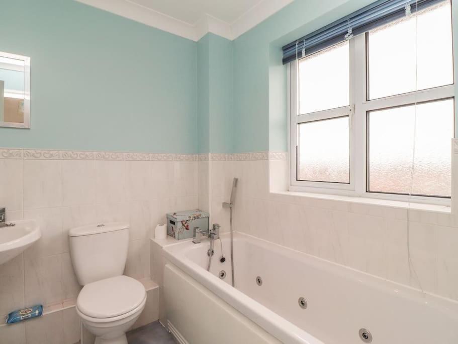 Stunning Seaviews - Beach House - Jacuzzi Bath Tub Littlestone-on-Sea Ngoại thất bức ảnh