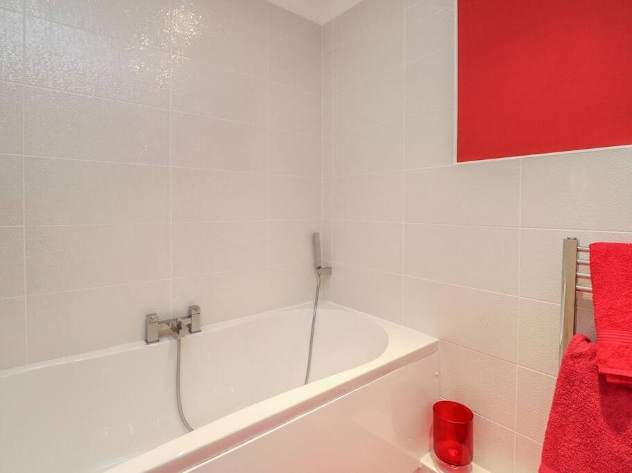 Stunning Seaviews - Beach House - Jacuzzi Bath Tub Littlestone-on-Sea Ngoại thất bức ảnh