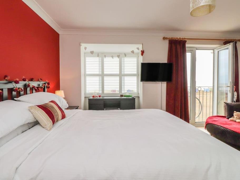 Stunning Seaviews - Beach House - Jacuzzi Bath Tub Littlestone-on-Sea Ngoại thất bức ảnh
